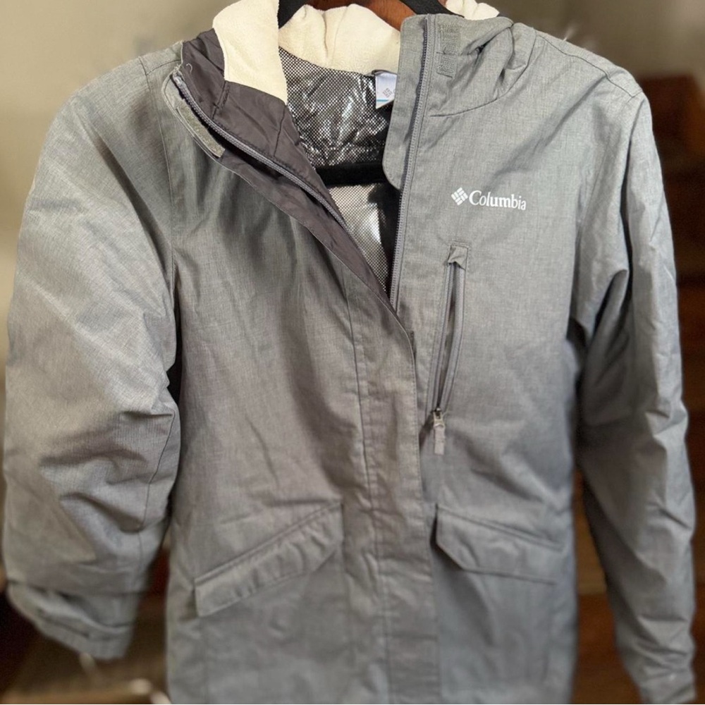 Columbia Black and Cream Jacket